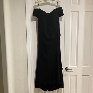 Long Off the Shoulder Stretch Crepe Gown, 12P, Black, Fishtail Back